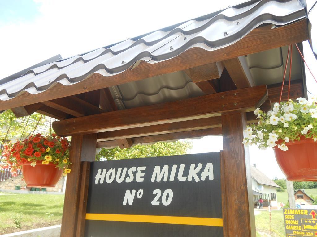 House Milka Hotel Rakovica Exterior photo
